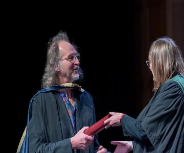 2024 11 26_colin_shepherd_honorary_degree_disc_4124