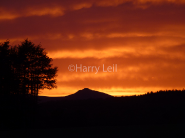 Bennachie Sunset.png