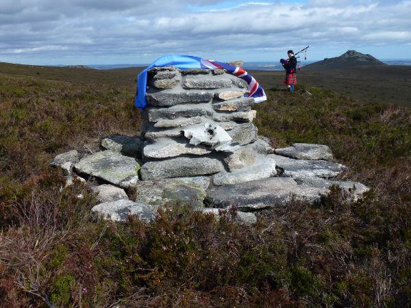 Pictish Trail - EASY WITH EITHER: This song references a car crash